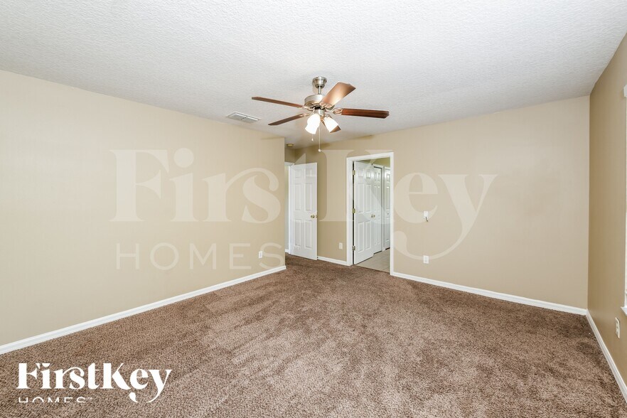 Building Photo - 2129 Stone Abbey Blvd