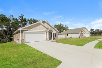 Building Photo - 400 Whispering Creek Ave