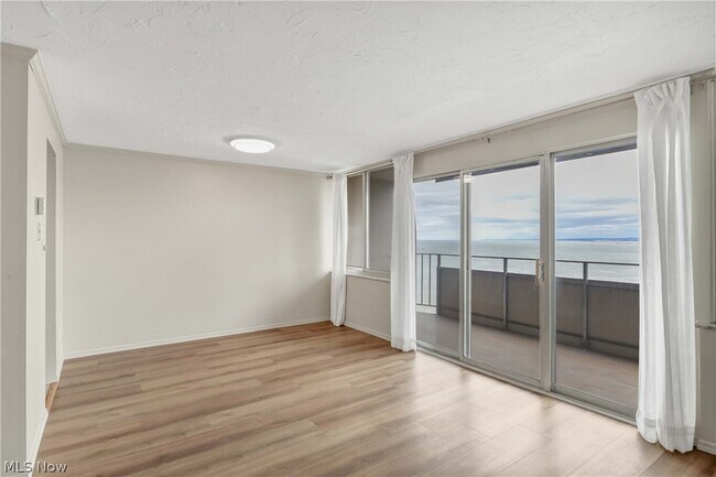 Building Photo - 12900 Lake Ave