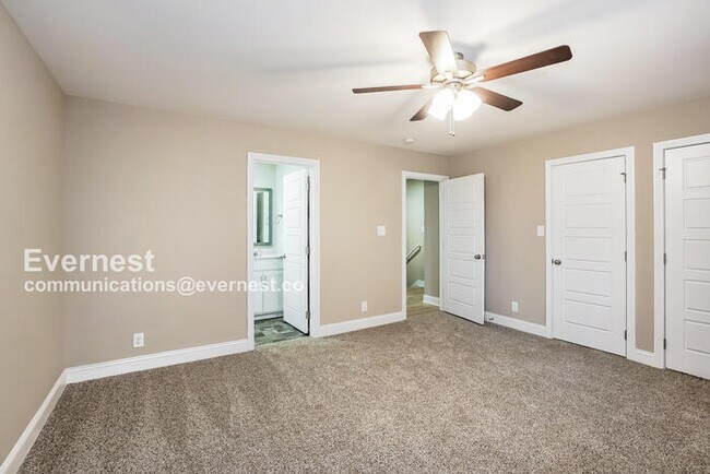 Building Photo - 3385 Polly Dr