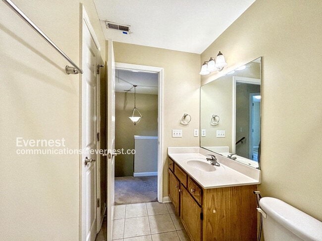 Building Photo - 7136 Arbor Leaf Ln