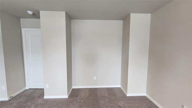 Building Photo - 8009 Scanlan Trl