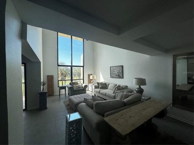 Building Photo - 13618 Greenfield Dr