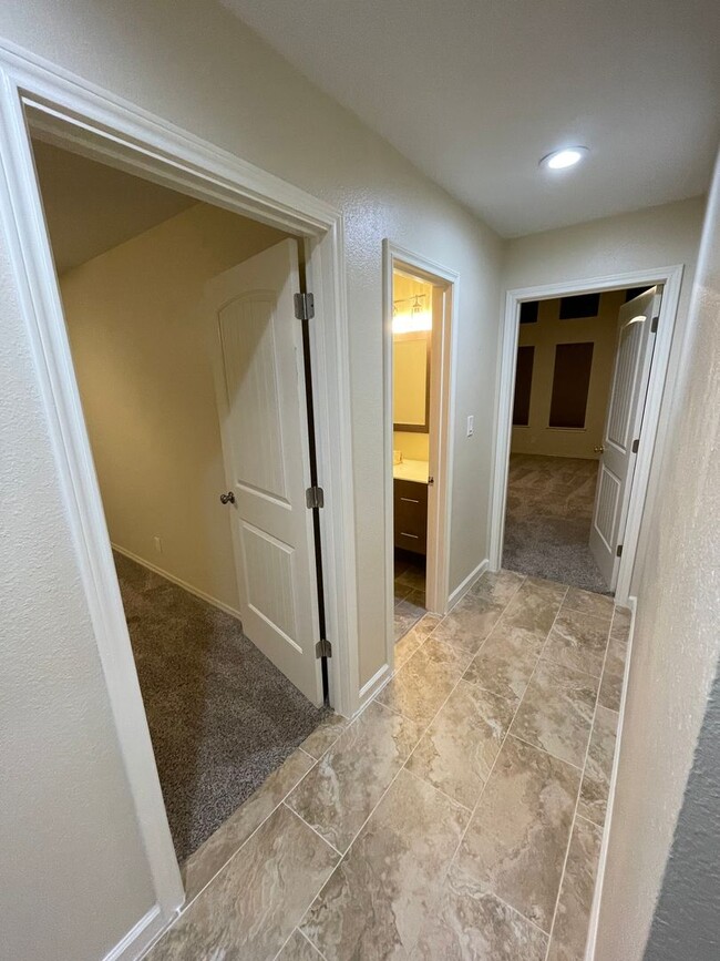 Building Photo - Rare Rental- Fully Renovated Classic in Ca...