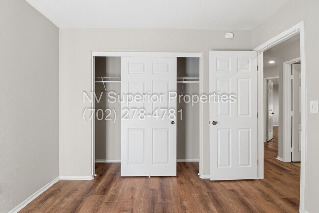 Building Photo - NW North Las Vegas!! Single Story!! No Carpet!! Low Maintenance Desert landscape front and back!!