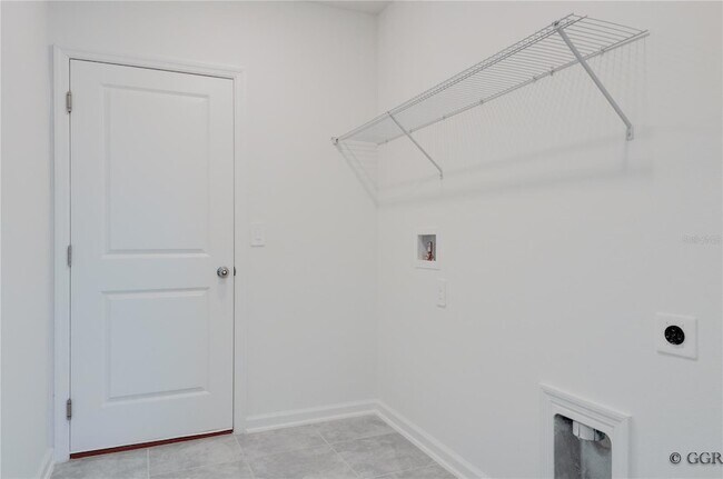 Building Photo - 4986 Worchester Dr