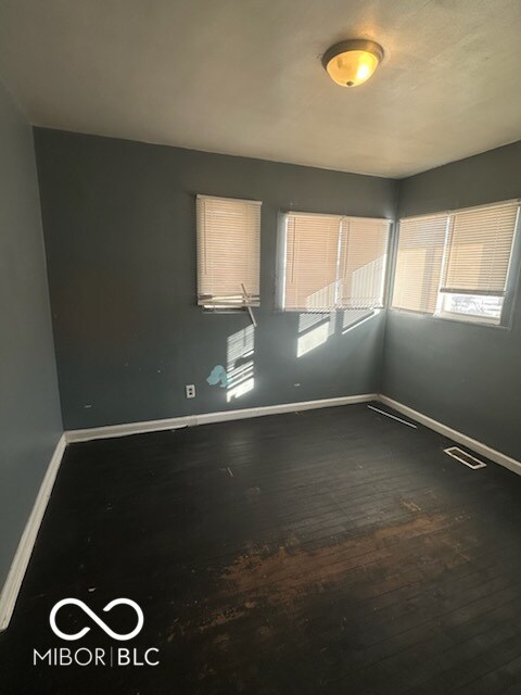 Building Photo - 3710 N Layman Ave