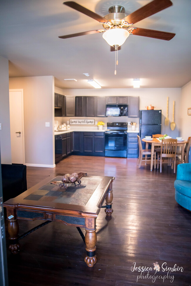 Building Photo - 4701 Tranquility Way