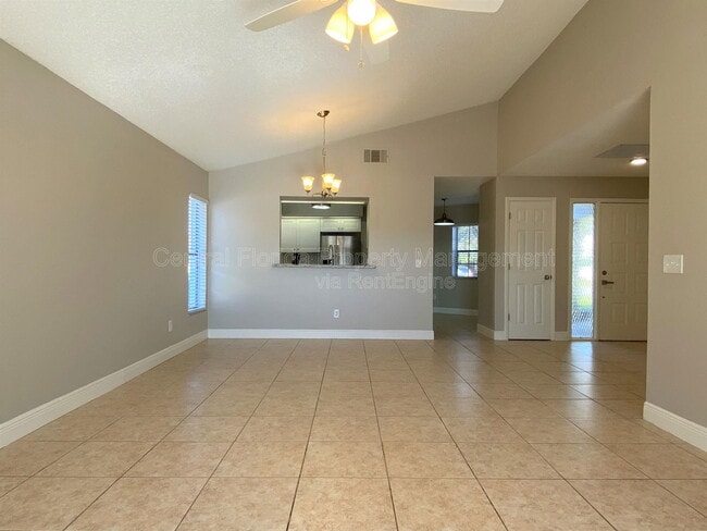 Building Photo - 281 Chicago Woods Cir