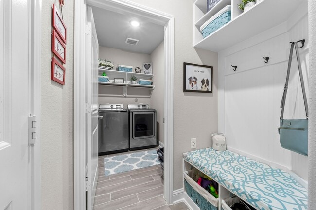 Building Photo - 15414 Greenford Glen Dr