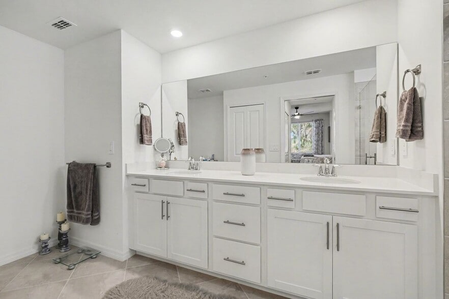 Building Photo - 43984 Boardwalk Loop