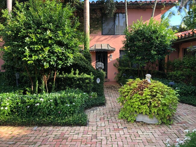 Primary Photo - 226 Chilean Ave