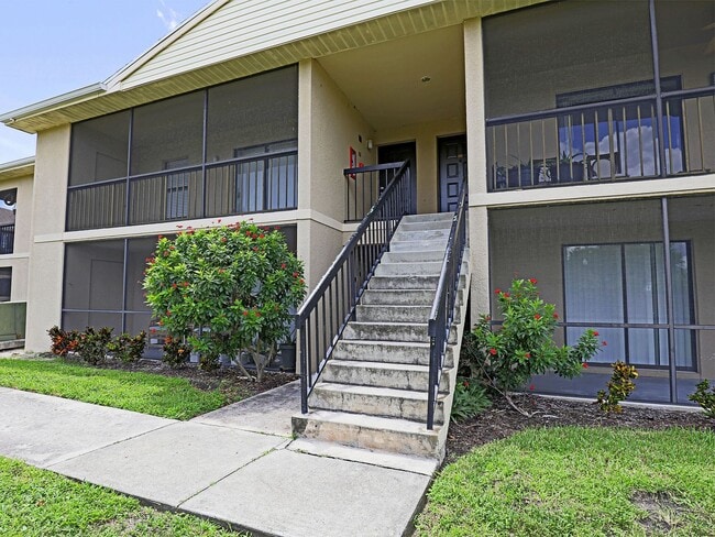 Building Photo - Mystic Gardens 5303-315 Summerlin Rd Fort ...