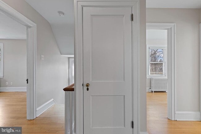 Building Photo - 1224 Lancaster Ave