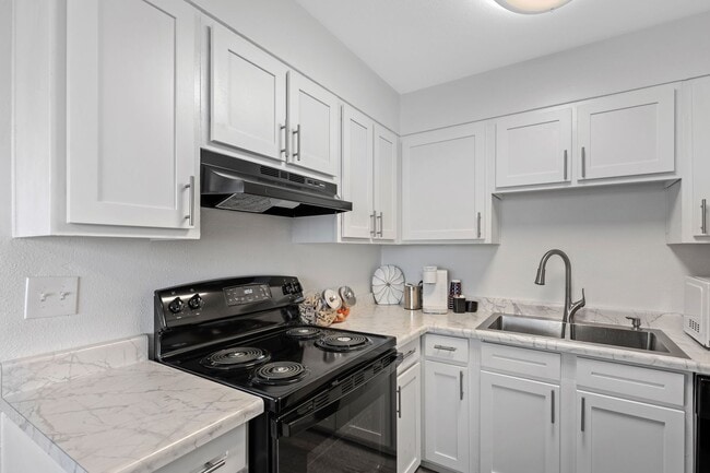 Interior Photo - Crestone Apartments