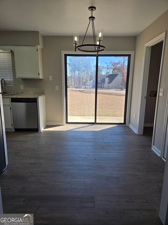 Building Photo - 322 Randolph Dr