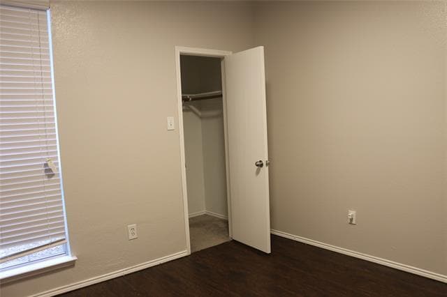 Building Photo - 3912 Chelsea Dr