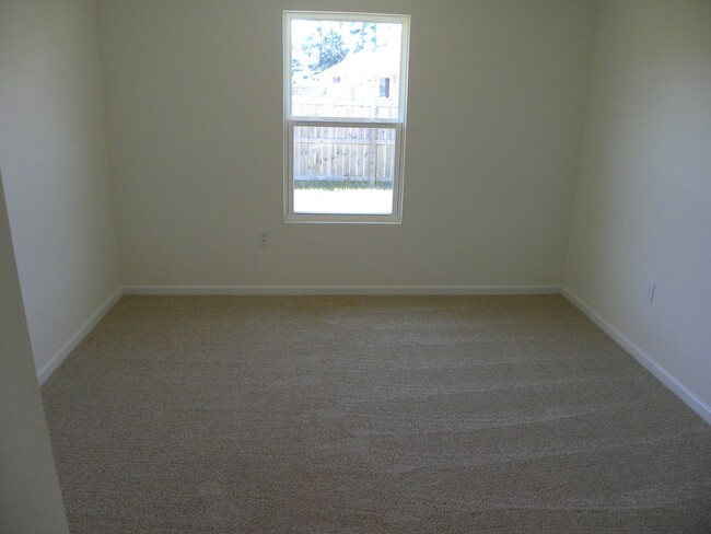 Building Photo - *****AVAILABLE NOW*****