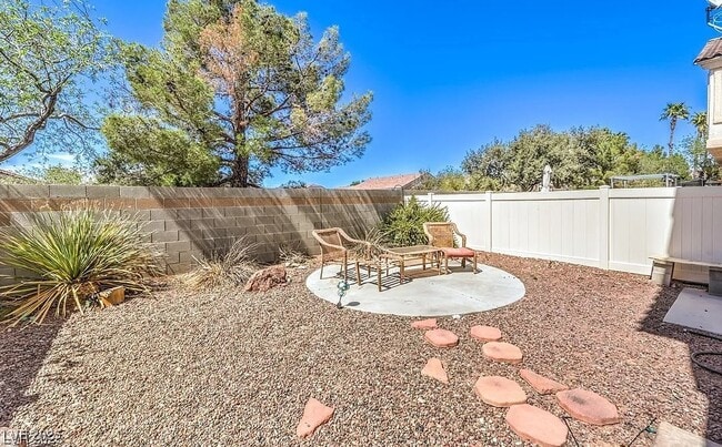 Building Photo - 1634 Clint Canyon Dr