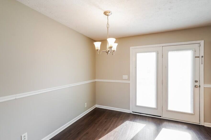 Building Photo - 1211 Azure Way