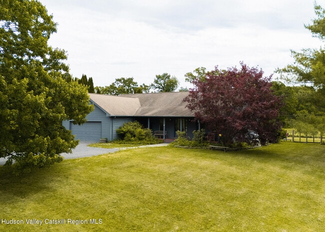 Building Photo - 90 Reuter Rd