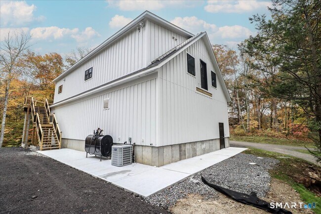 Building Photo - 29 CT-55