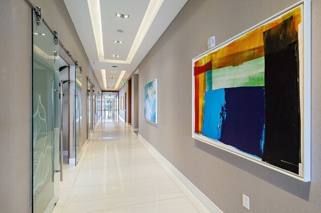 Building Photo - Vistablue Ultra Luxury Oceanfront Condo. 3 bed 3 bath. Singer Island.