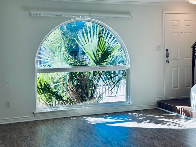 Primary Photo - 4214 Rawlins St