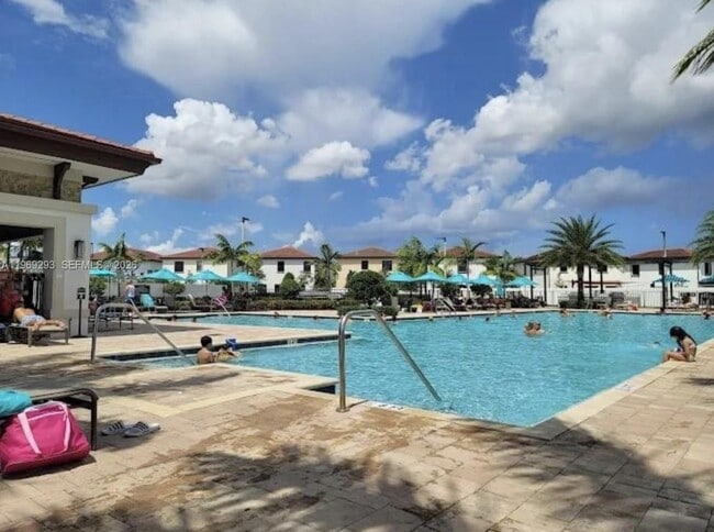 Building Photo - 3264 W 100th Terrace