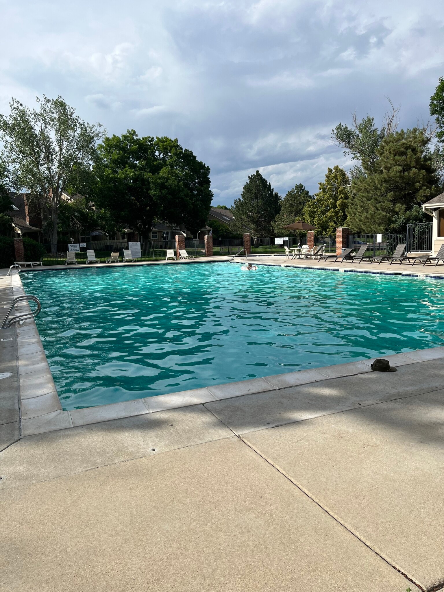 Building Photo - 9990 Grove St