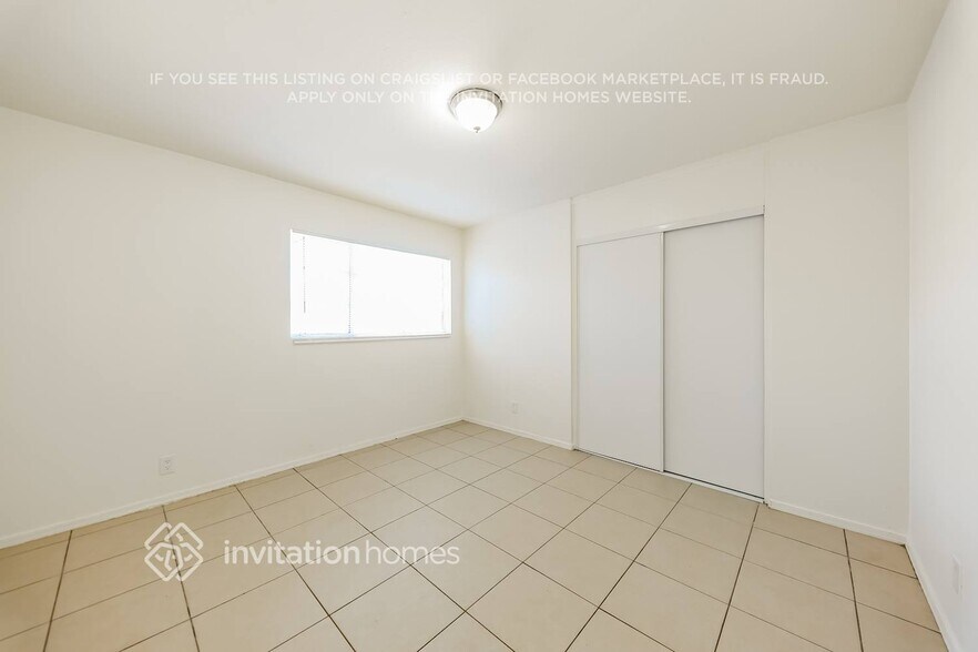 Building Photo - 4147 W Tuckey Ln