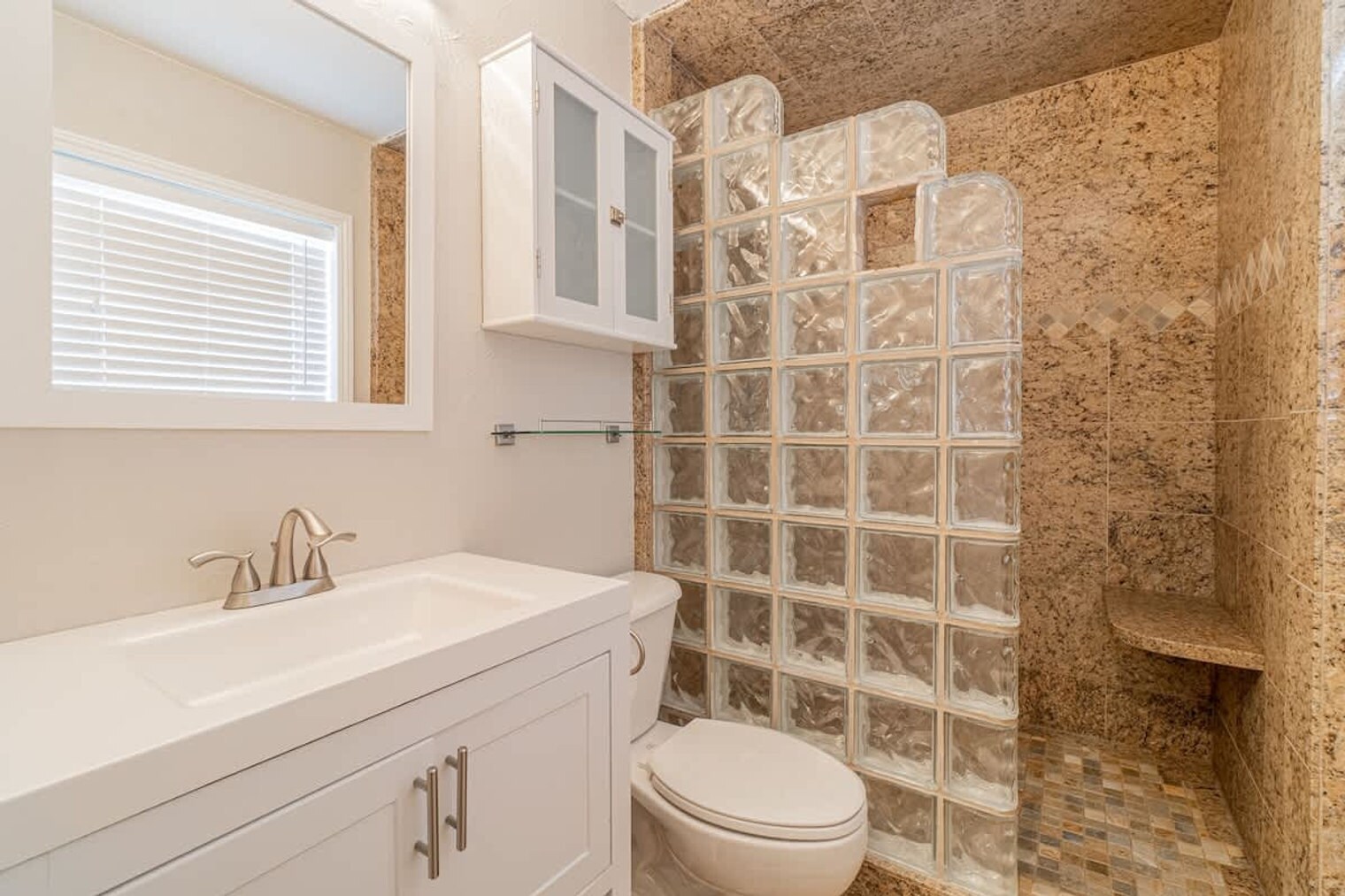 Building Photo - 2850 Columbus Way