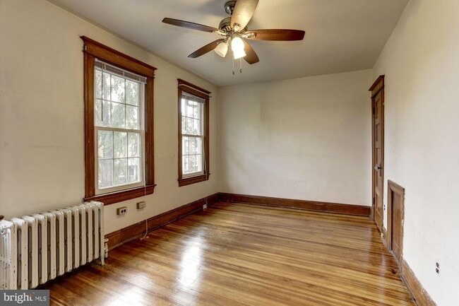 Building Photo - 1015 Quebec Place NW