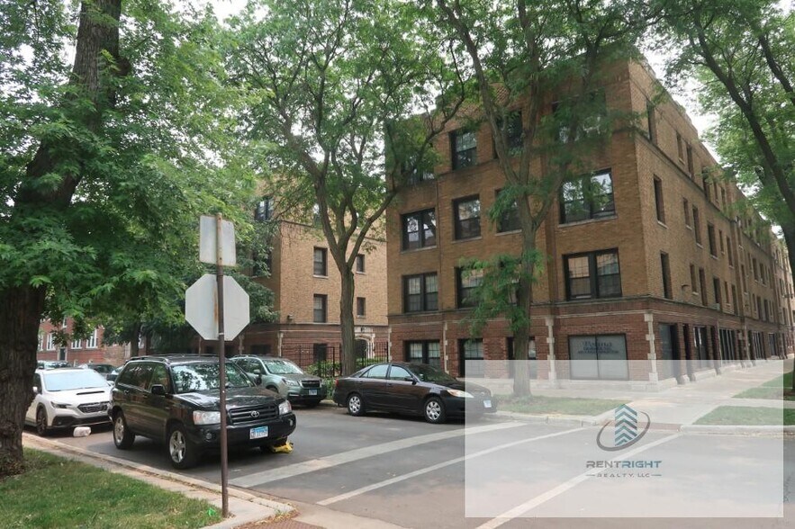 Building Photo - 2617 W Gunnison St