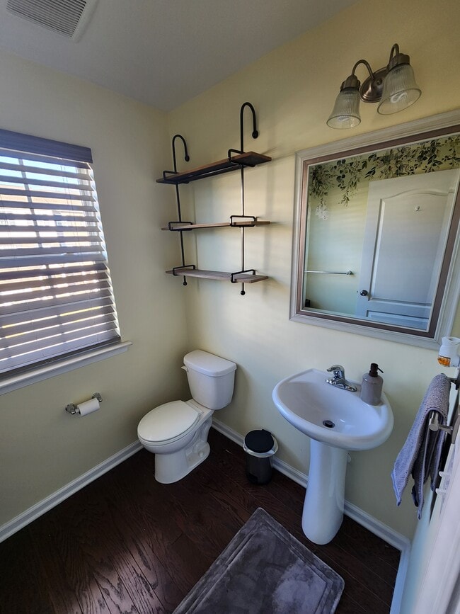 Building Photo - 108 Buddy Powell Ln