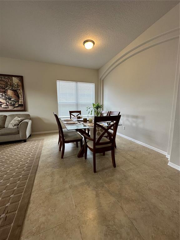 Building Photo - 29651 Birds Eye Dr