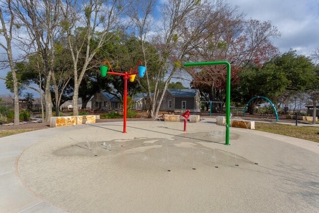 Building Photo - 1517 Maier Dr