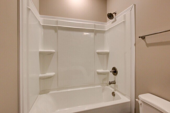 Building Photo - 1121 Cardinal Creek Dr