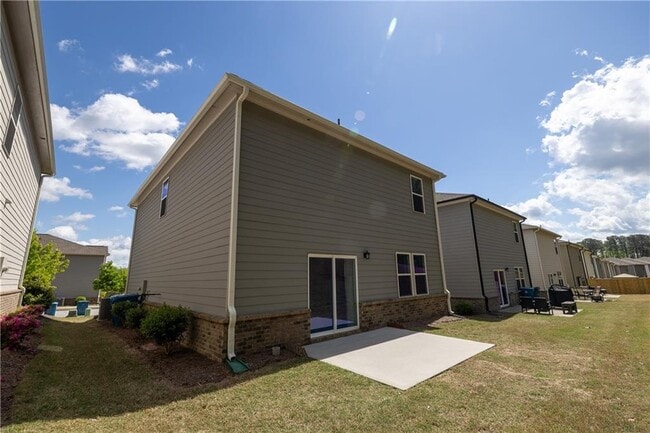 Building Photo - 2088 Nuthatch Dr