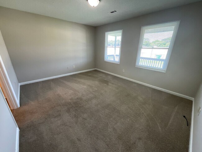 Building Photo - Remodeled High Point home! 3 Bedroom, 2 Ba...