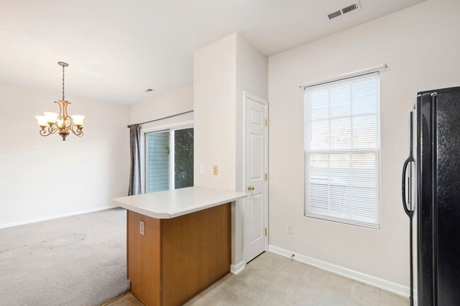 Building Photo - Prime Morrisville Location – Updated 3BR T...