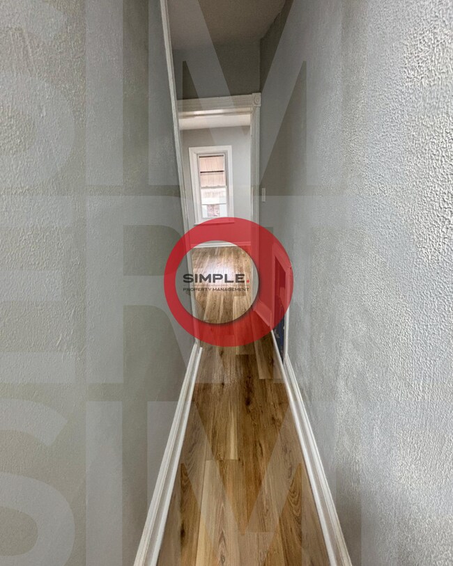 Building Photo - 426 Wunder St