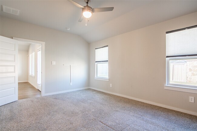 Building Photo - 7226 Telford Holw Trl