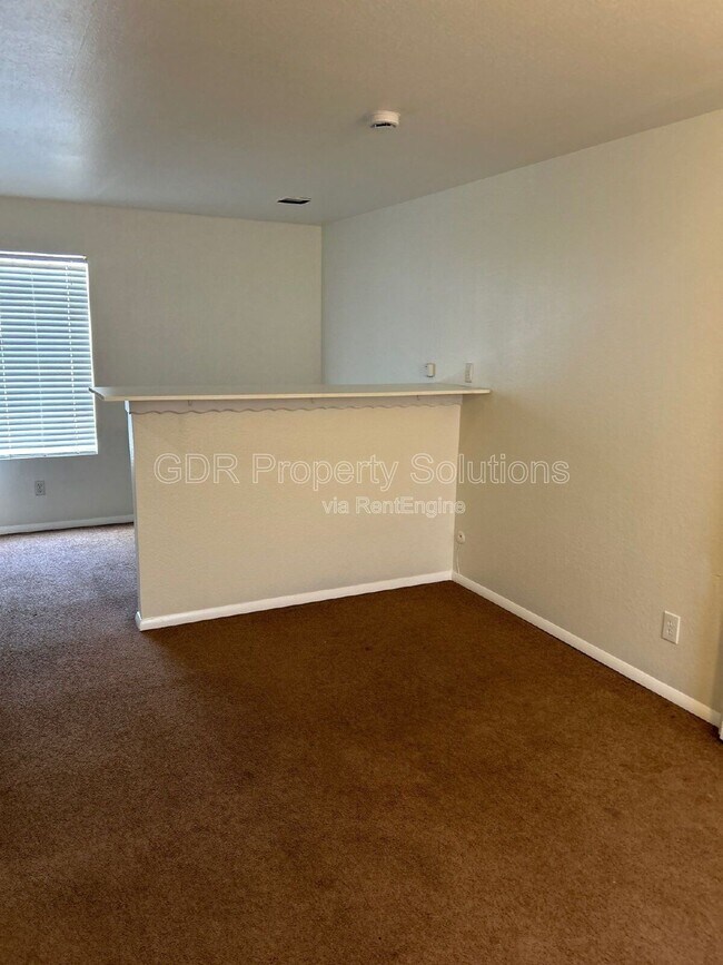 Building Photo - 401 14th St NW