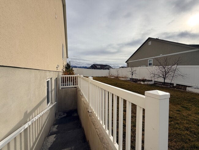 Building Photo - 737 3400 W