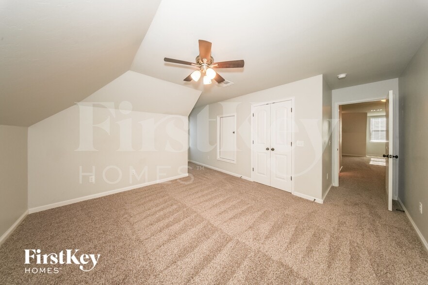 Building Photo - 2525 NW 194th St