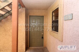 Building Photo - 2-BED/2-BATH CONDO - CARMEL MOUNTAIN
