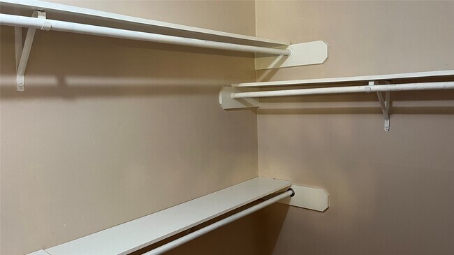 Building Photo - 2903 Williams Grant