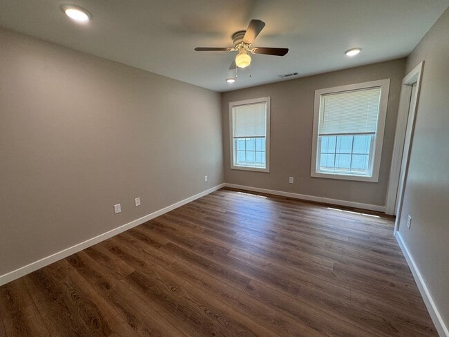 Building Photo - Brand New 3/2 House in Rome- $1,695