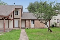 Building Photo - 6803 Woodhue Dr
